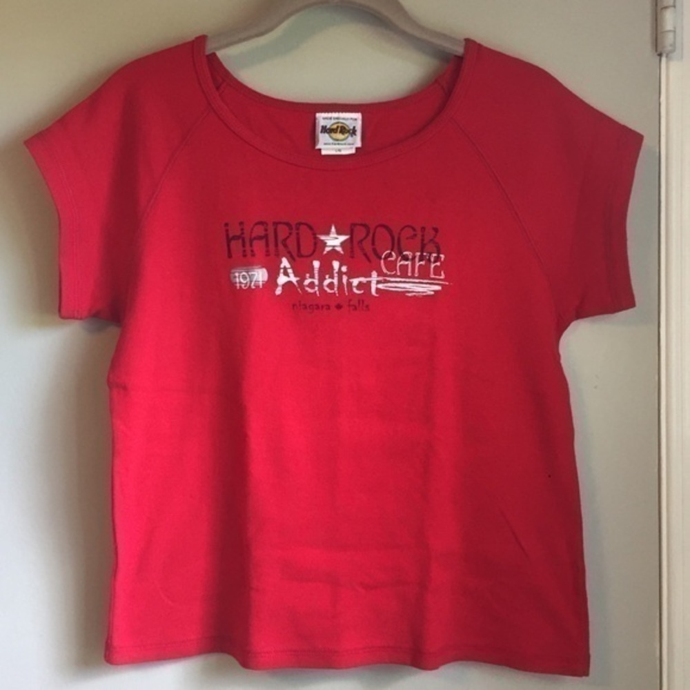Like New Hard Rock Cafe Red Niagara Falls Short Sleeve Women’s Cotton Tee Sz L